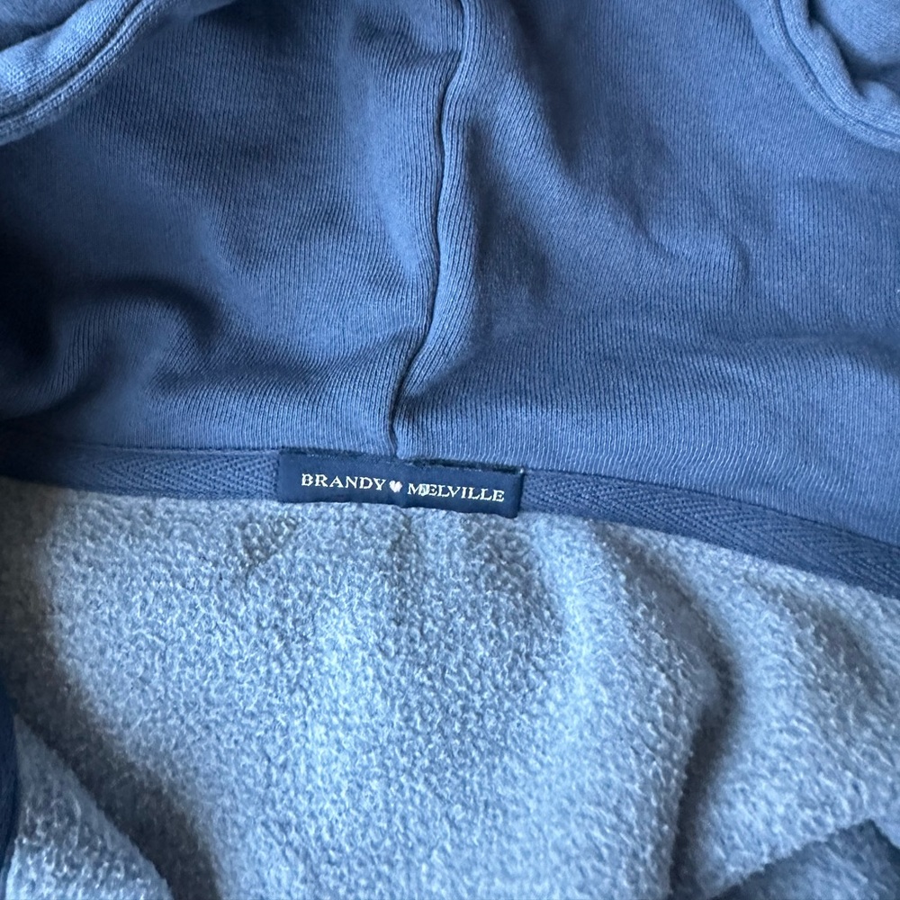 Brandy Melville hoodie-brand nwt